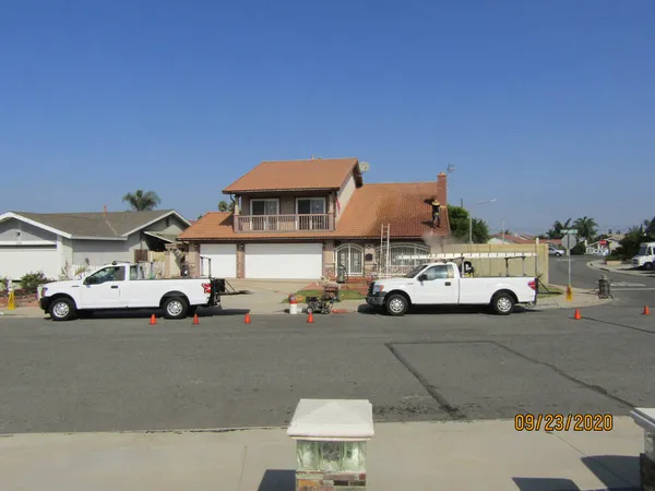 Roof cleaning equipment on a home